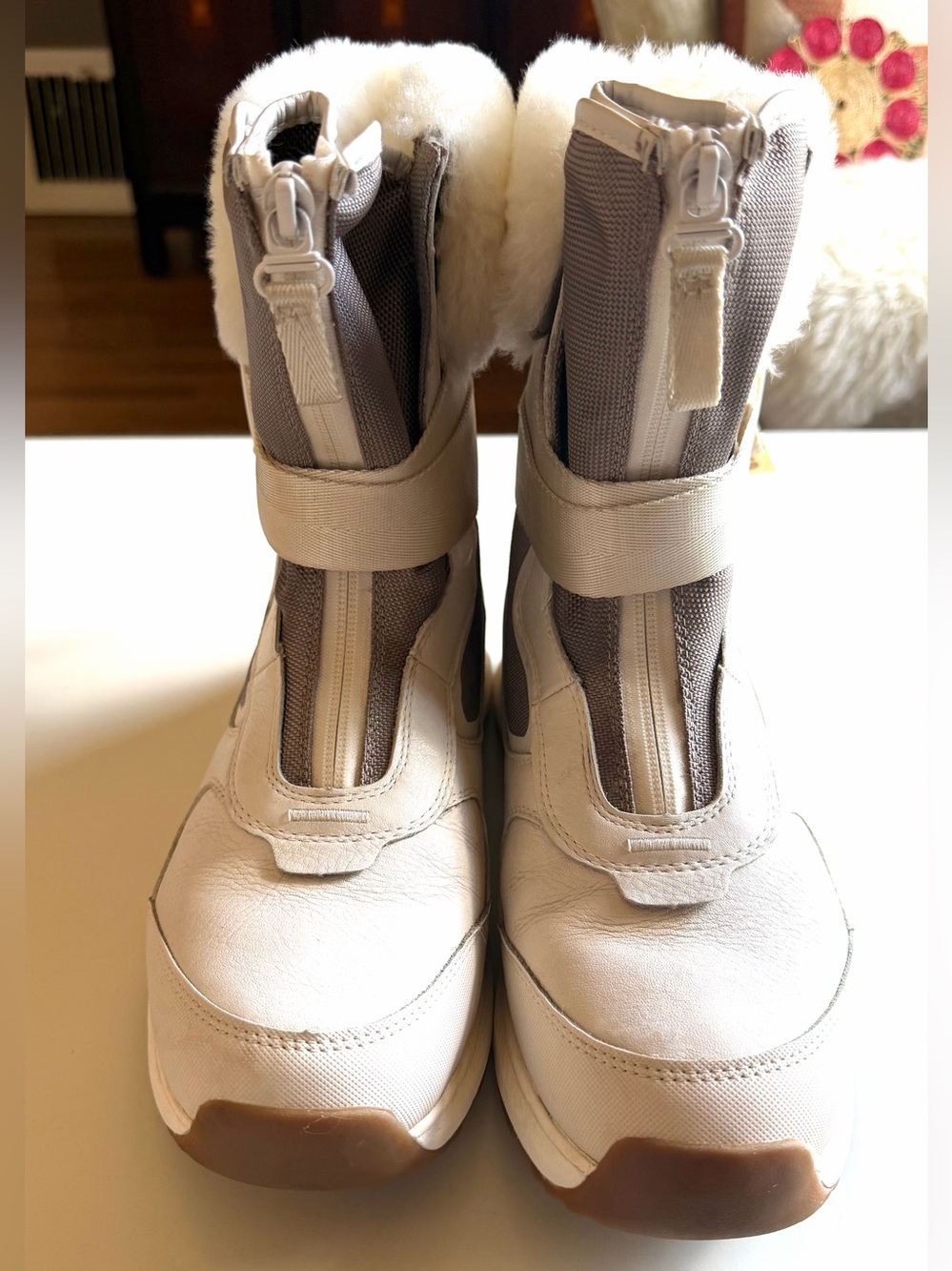 UGG Tahoe White Shearling Winter Snow Boots Buckle Zip Waterproof